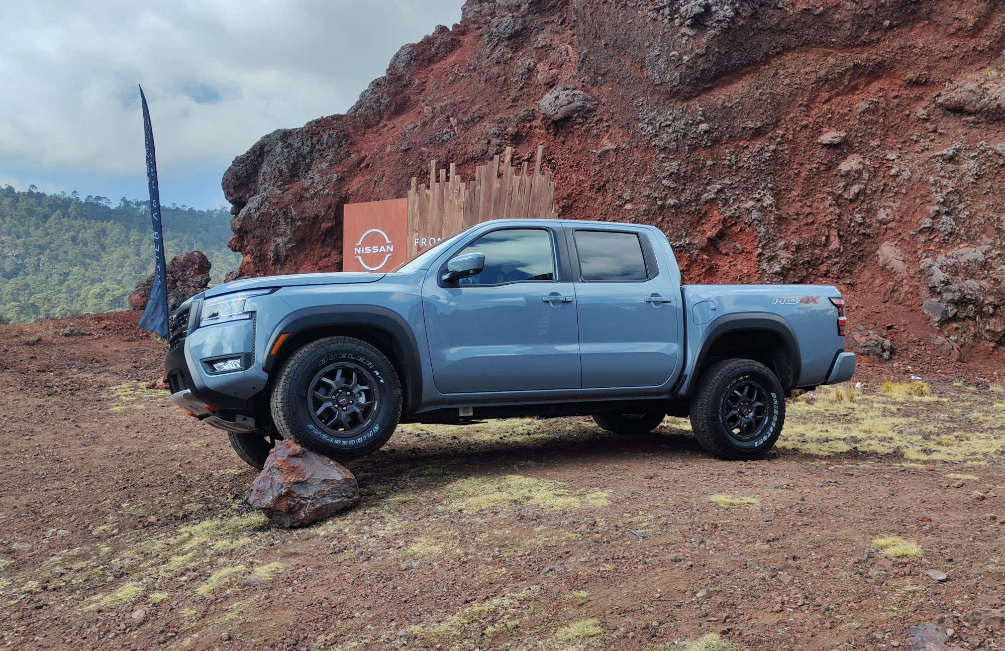 Nissan Frontier V6 PRO 4X 2 | Memo Lira