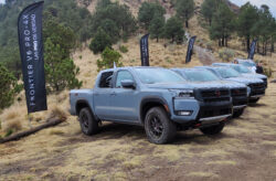 Nissan Frontier V6 Pro 4-X
