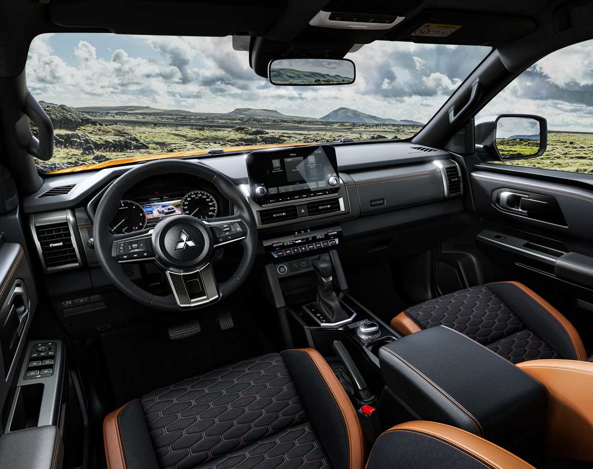 interiores Mitsubishi L200 2025 | Memo Lira