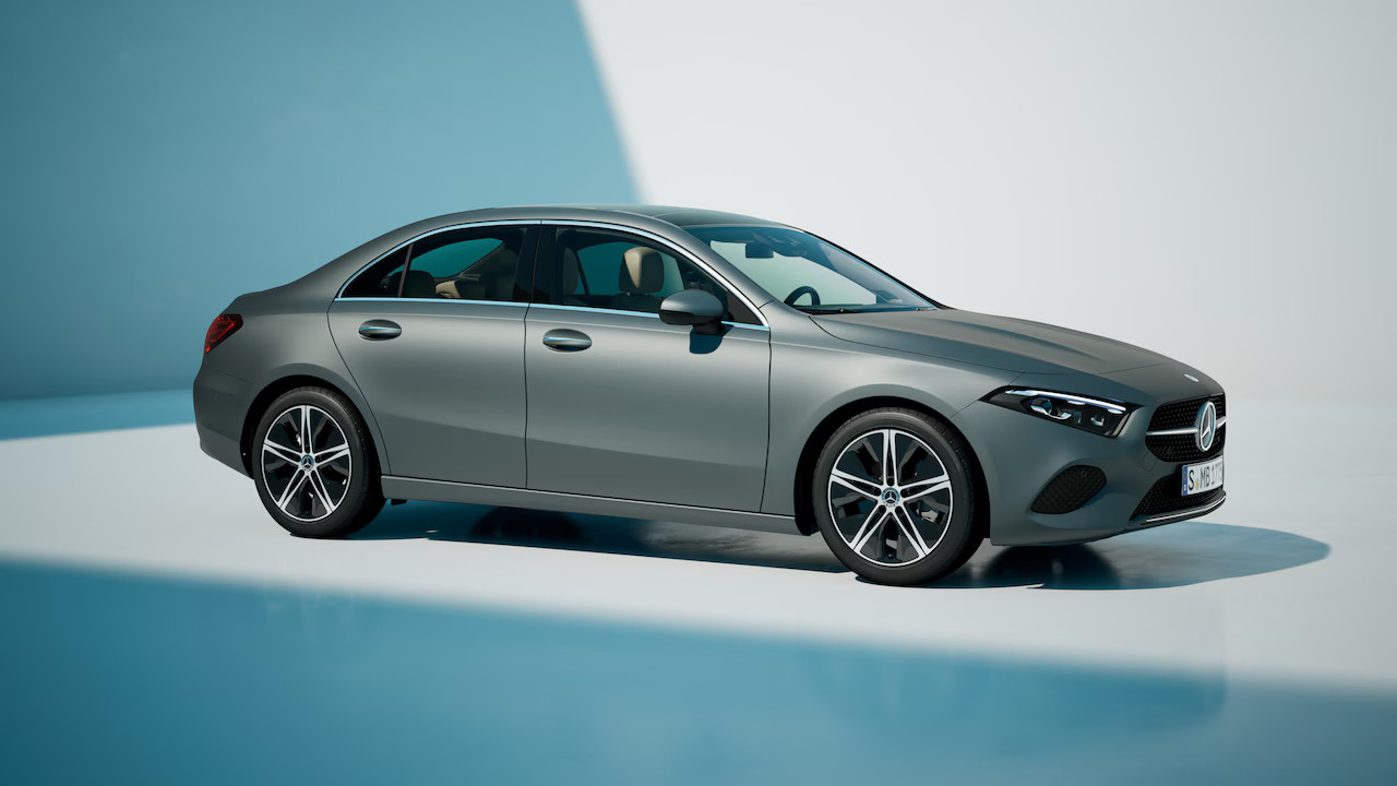 Clase A Mercedes Benz | Memo Lira