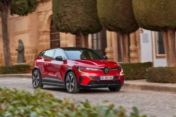 “French Connection”: Megane E-Tech