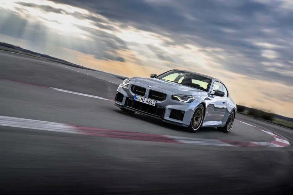 BMW M2 CS