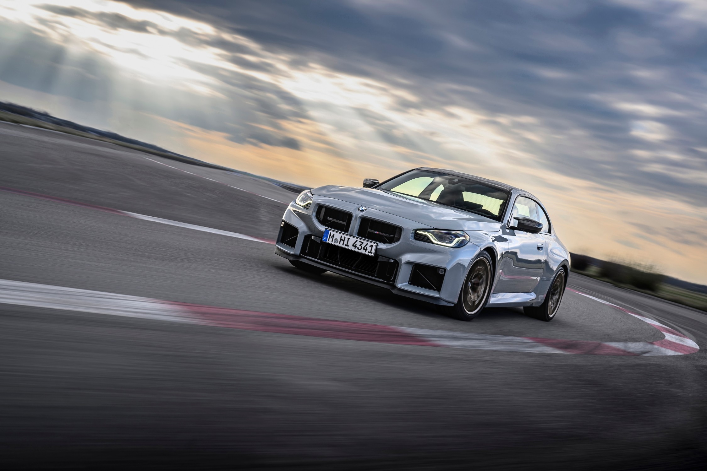 BMW M2 CS