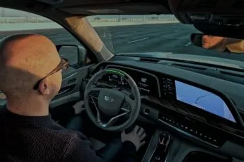 ¿Manejar sin manos?, mito o realidad...