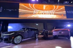 Lincoln Navigator 2025: el santuario del lujo y la potencia llega a México