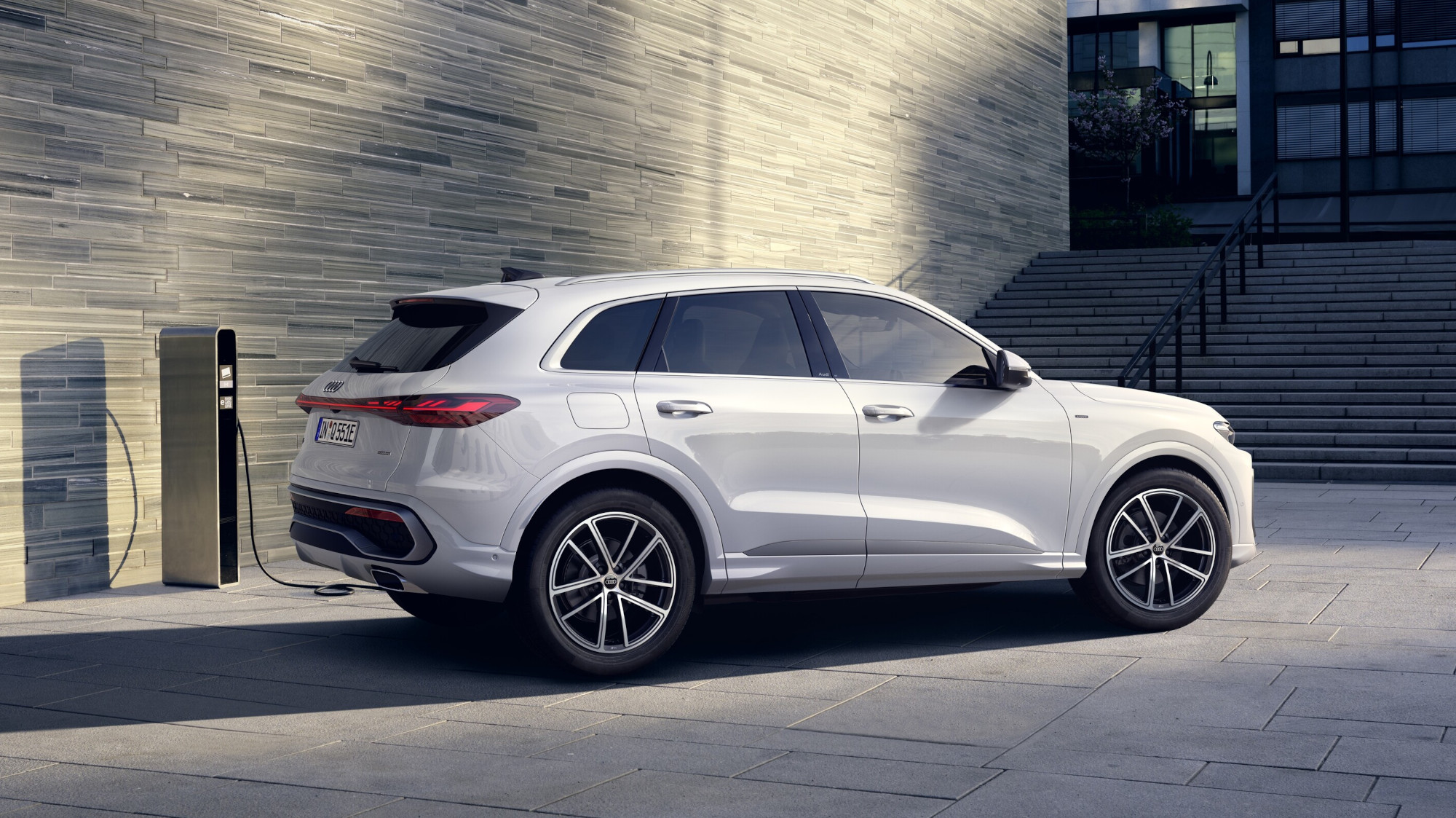 Audi Q5 ehybrid SUV híbrido enchufable | Memo Lira Audi Q5 e hybrid SUV híbrido enchufable