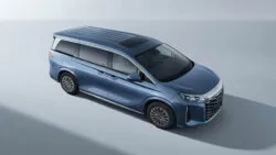 BYD M9