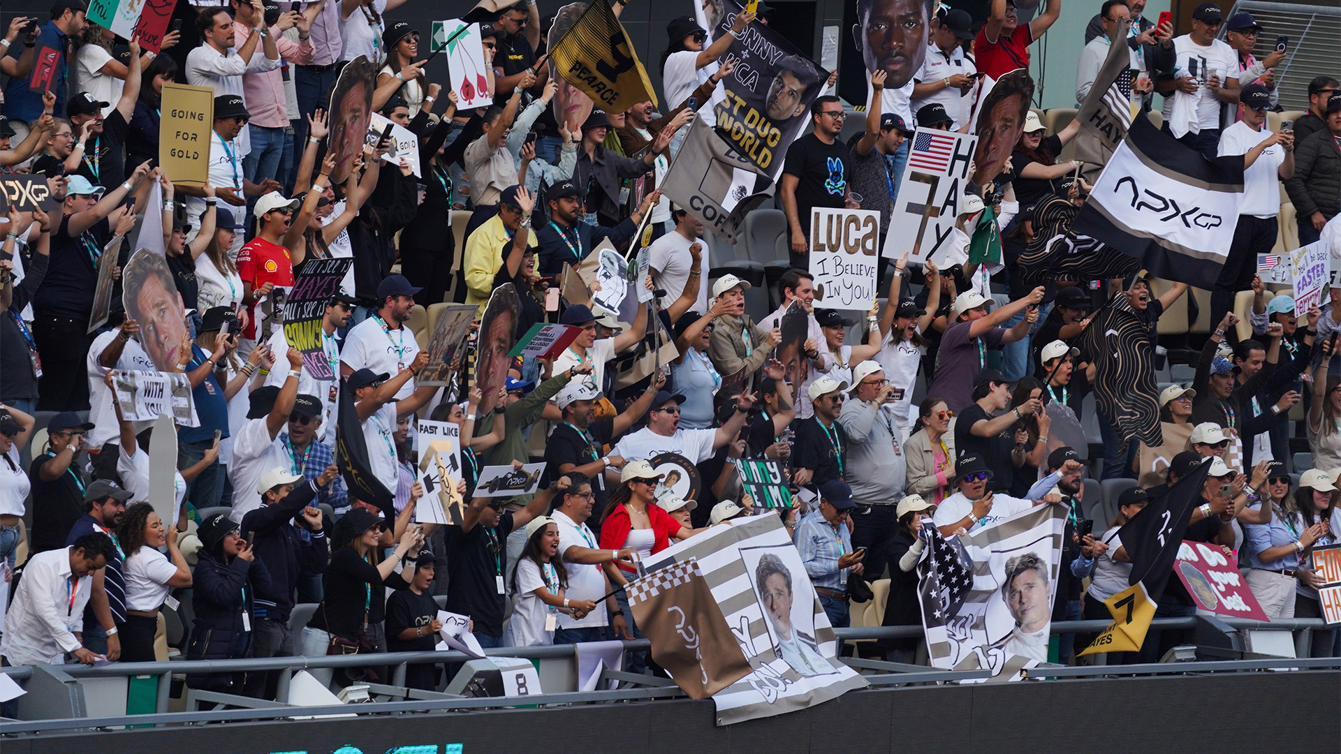 Hollywood a Toda Velocidad Las Inéditas Anécdotas del Rodaje de 'F1' en el GP de México"