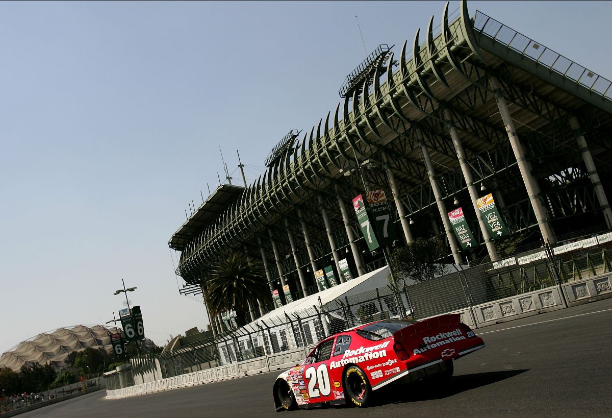 Cuáles son las similitudes entre NASCAR y Fórmula 1