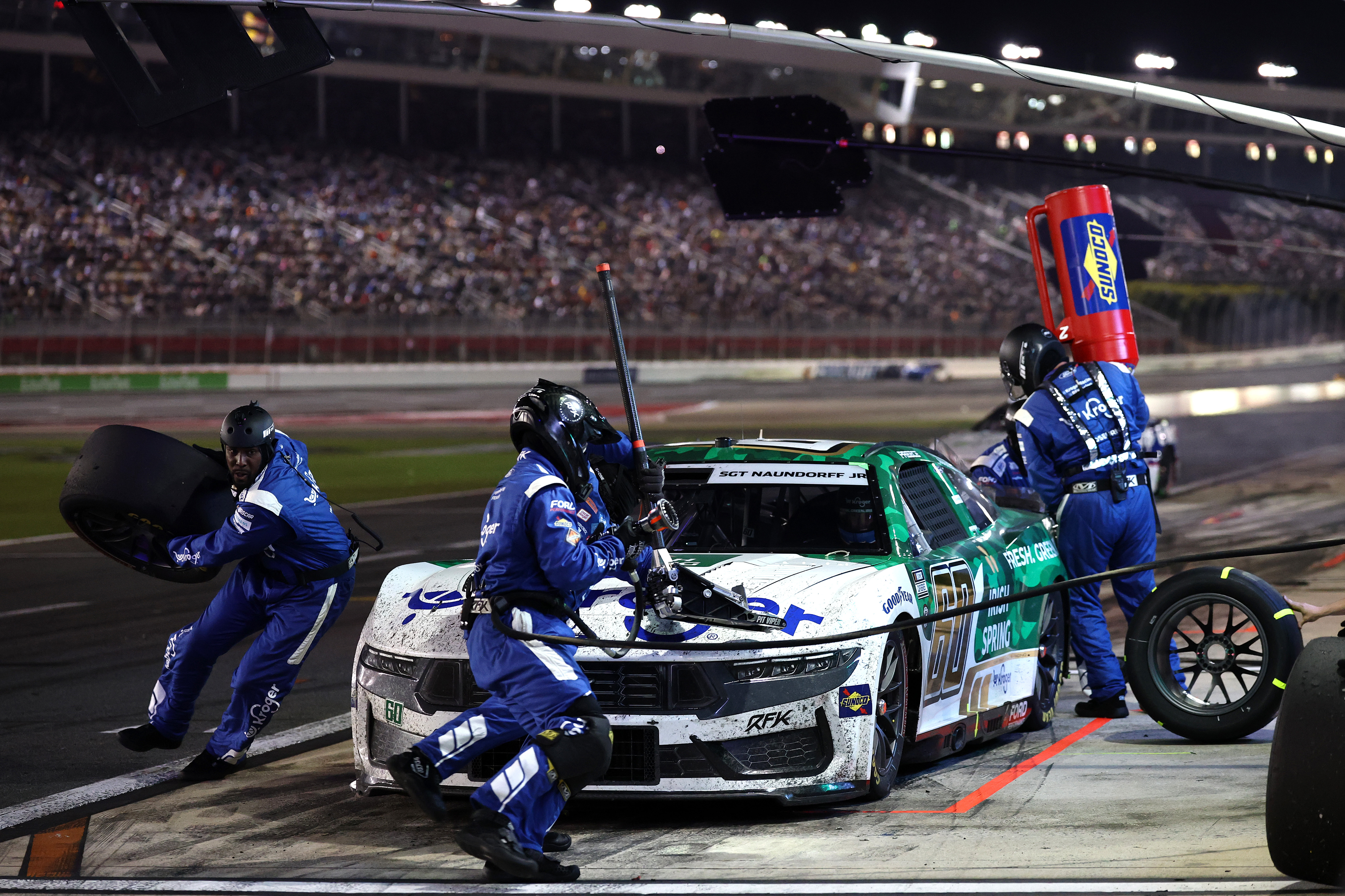 Cuáles son las similitudes entre NASCAR y Fórmula 1