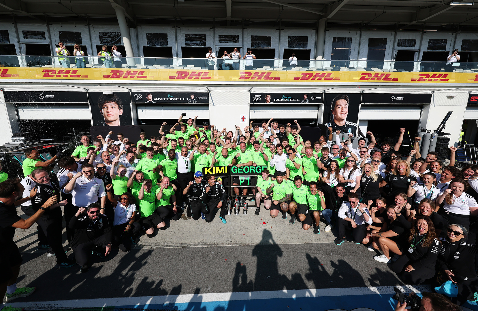 George Russell se impone en el GP de Canadá 2025 Norris abandona tras chocar en su lucha con Piastri