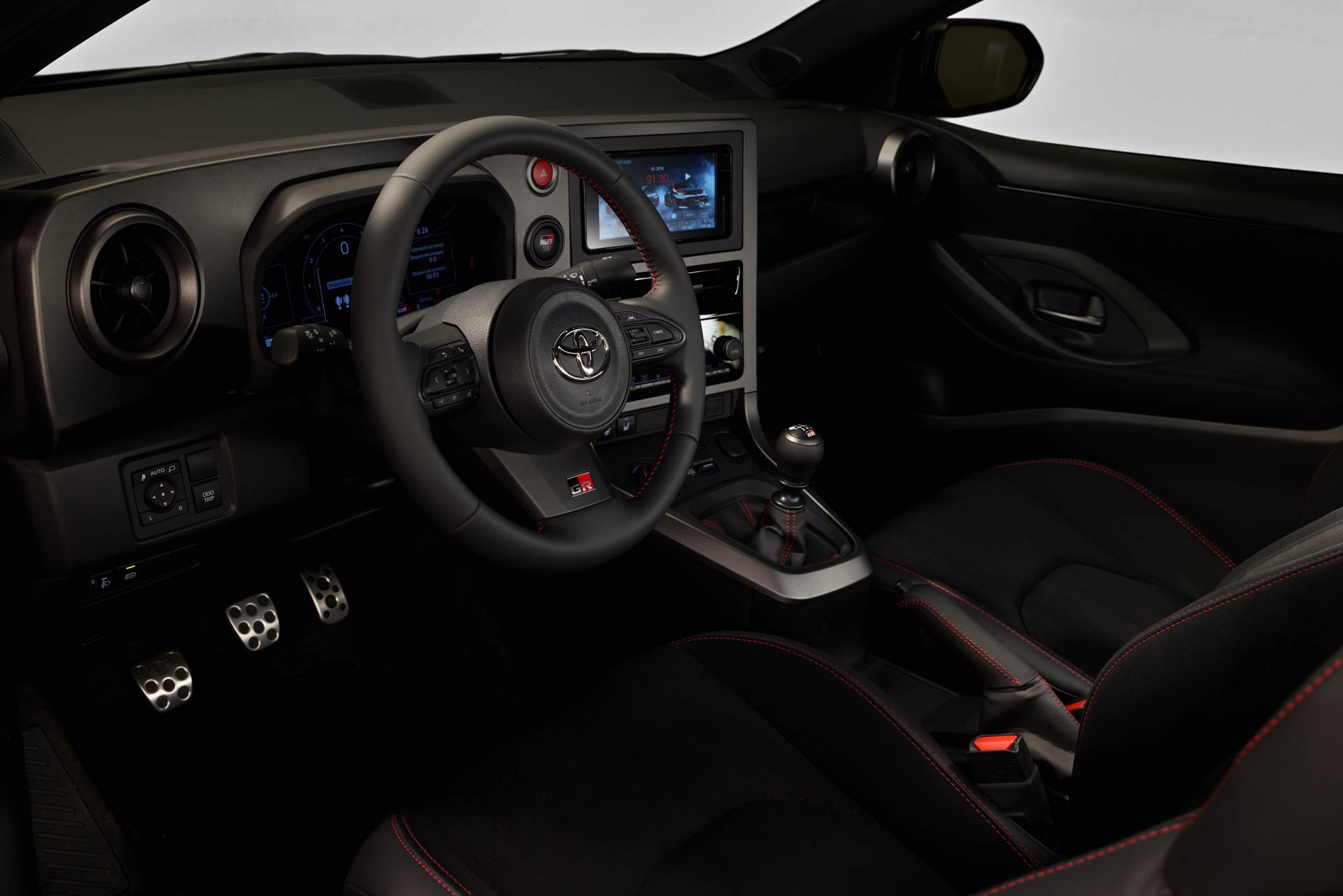 GR Yaris Circuit Package 2026 el ícono deportivo de Toyota evoluciona