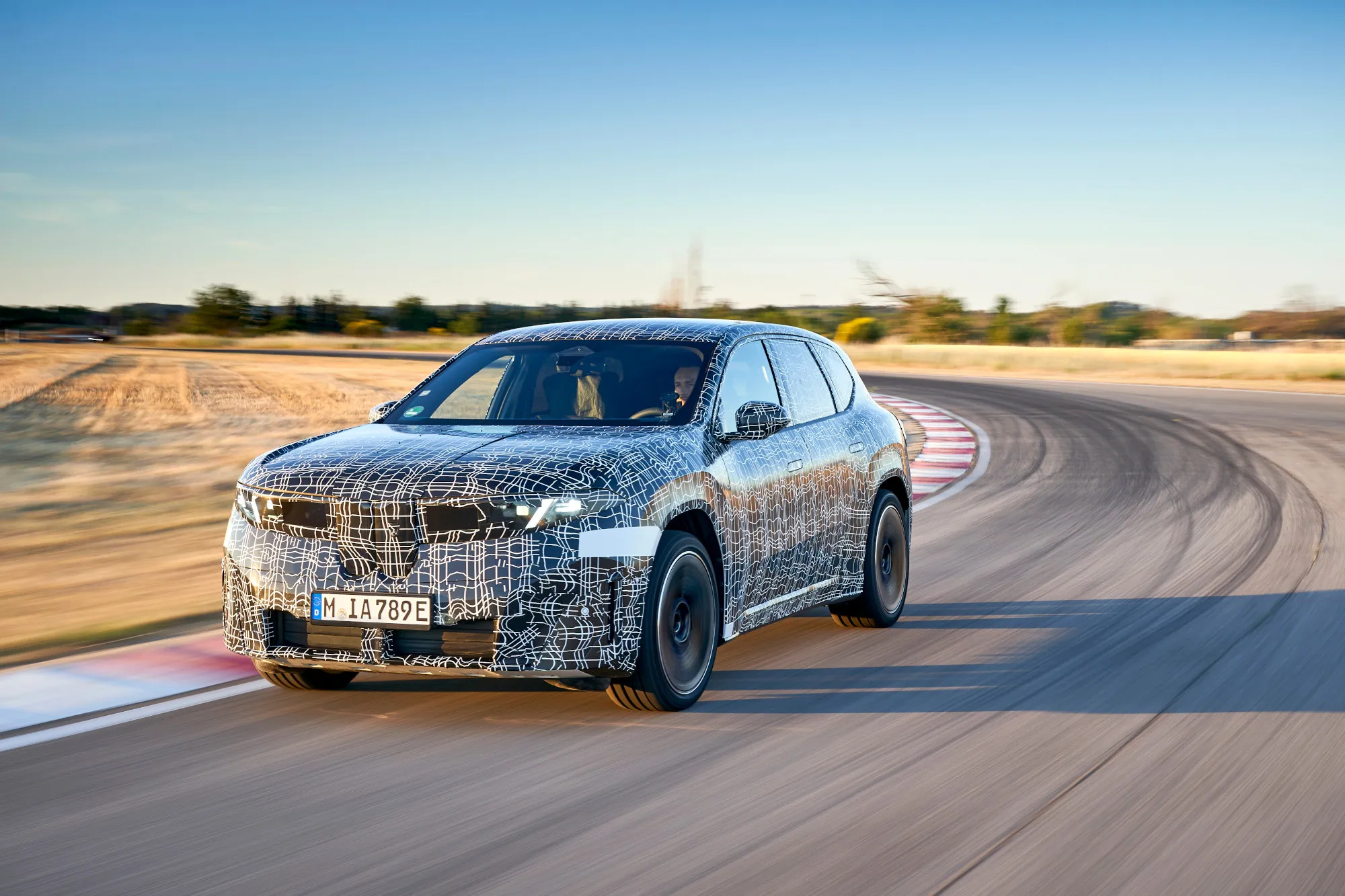 BMW iX3