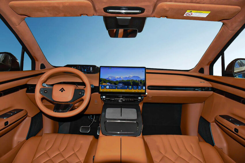 Exclusividad y lujo eléctrico HYPTEC HT debuta en México