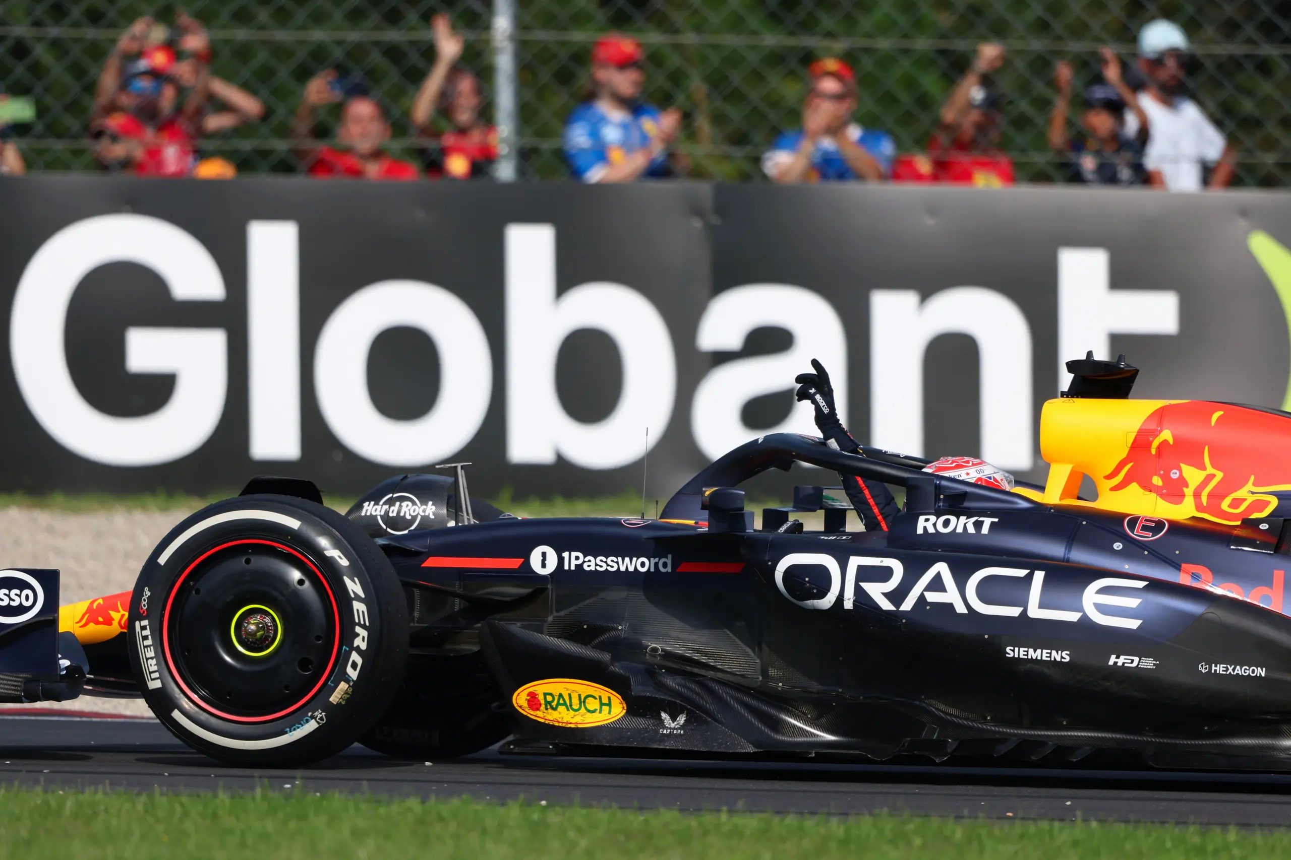 Verstappen reina en Monza y conquista el Gran Premio de Italia 2025