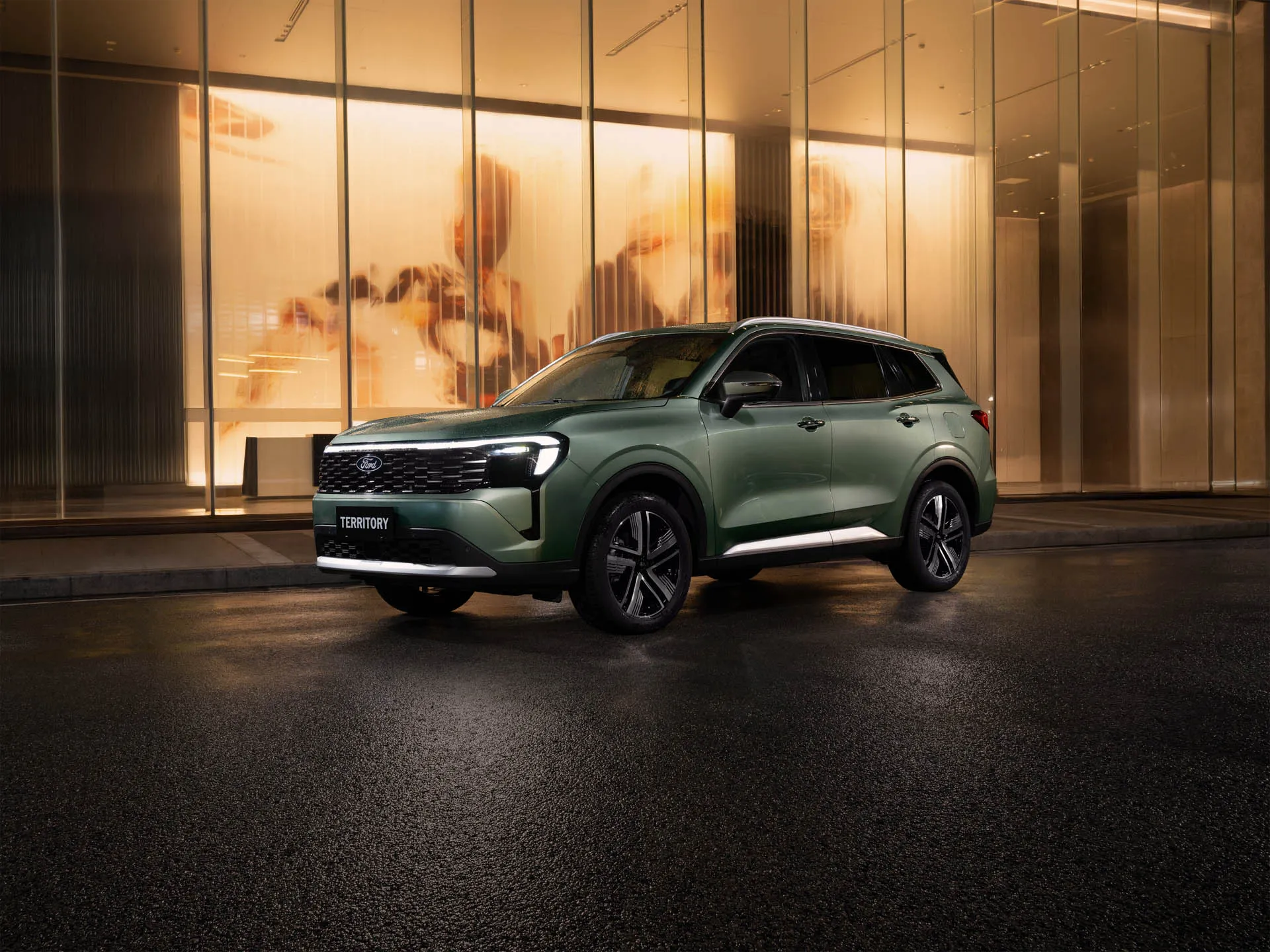 Presenta Ford Territory de 1,200 kilómetros de rango