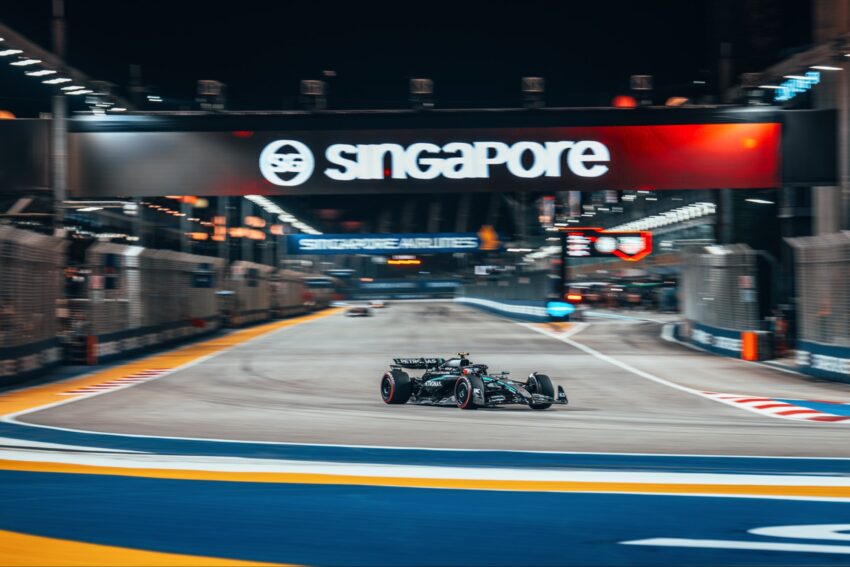 George Russell sorprende y se lleva la pole del Gran Premio de Singapur 2025 | Memo Lira George Russell sorprende y se lleva la pole del Gran Premio de Singapur 2025