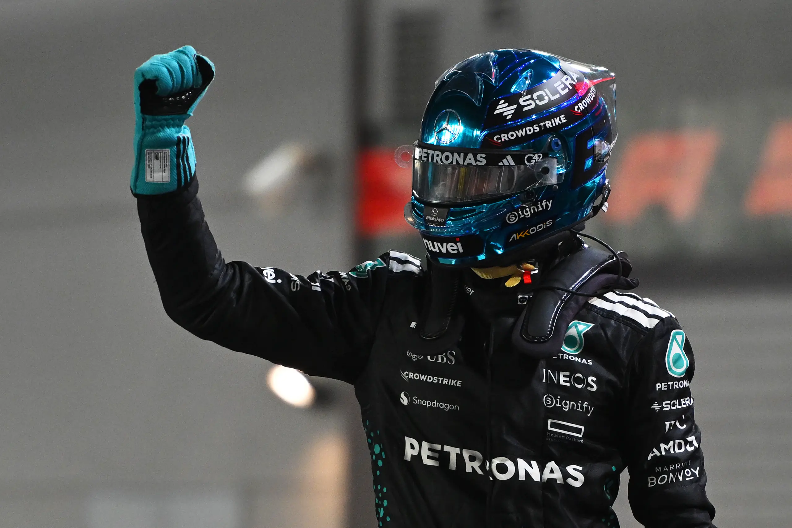 George Russell reina en Singapur y McLaren celebra el bicampeonato de constructores