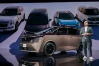 El plan Re:Nissan cobra vida: Elgrand, Patrol y Ariya marcan una nueva era para la marca japonesa