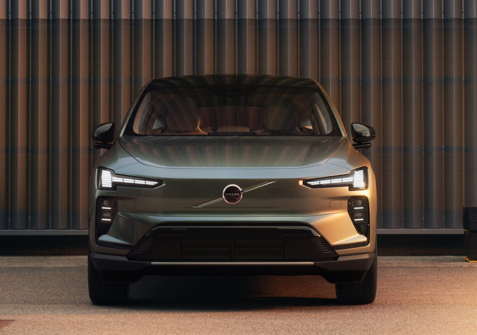 Diseño icónico en Volvo EX60 | Memo Lira Diseño icónico en Volvo EX60