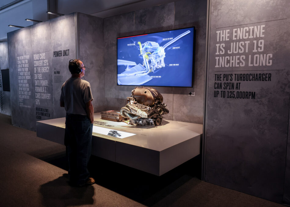 La Fórmula 1 llega a la CDMX fuera de la pista La Exhibición abre el 20 de marzo | Memo Lira La Fórmula 1 llega a la CDMX fuera de la pista La Exhibición abre el 20 de marzo