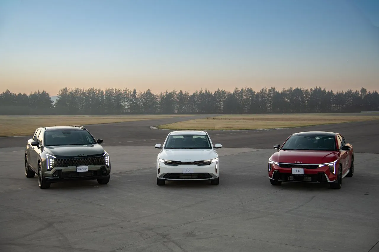 Ediciones especiales Kia FIFA World Cup con detalles exclusivos y diseño inspirado en el futbol.