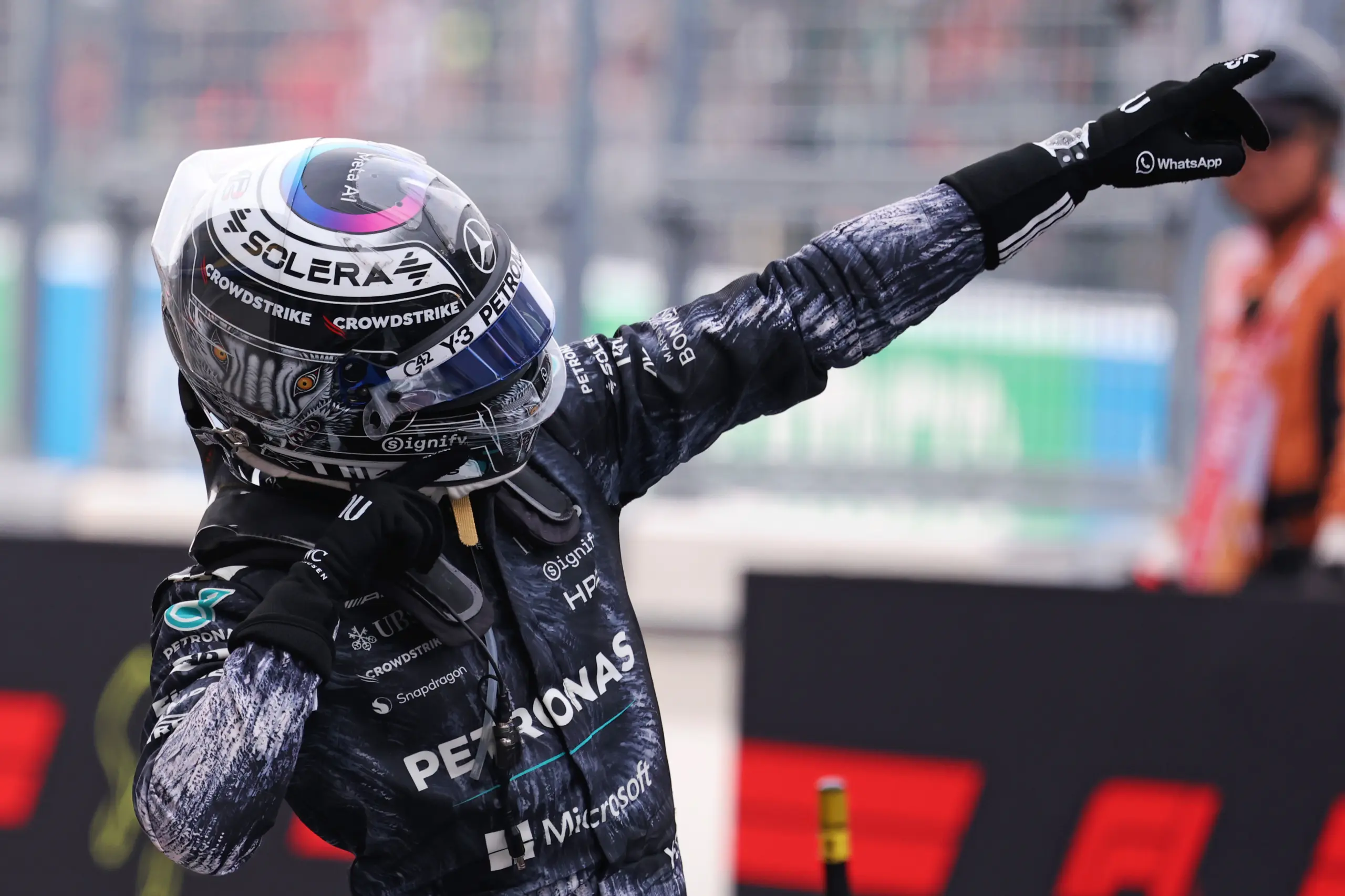 Antonelli arrasa en Japón y se adueña del liderato del Mundial de F1