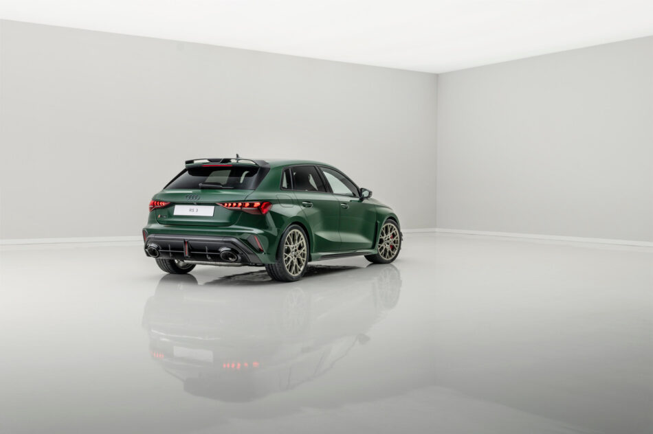 Audi RS3 Memo Lira Vista trasera del Audi RS3 edición limitada con elementos en fibra de carbono