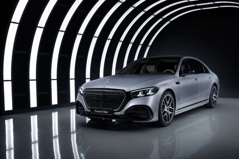 Mercedes-Benz Clase S 2026 versión larga lujo premium