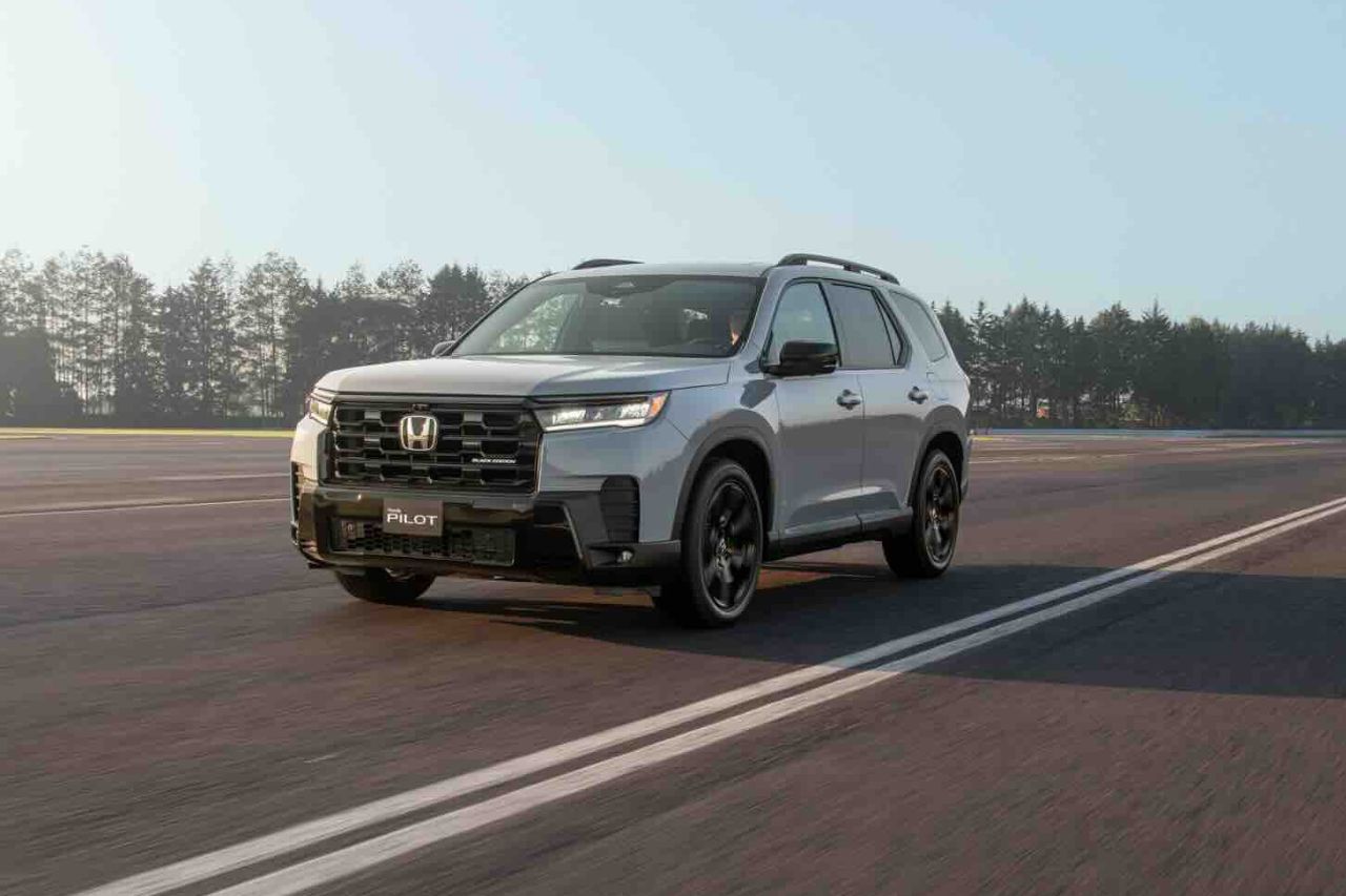 Honda Pilot 2026 con Sistema de tracción integral i-VTM4 en acción