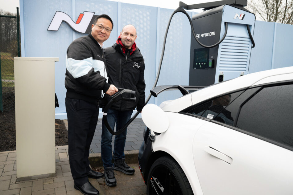 Cargadores de Hyundai en Nürburgring Memo Lira Cargadores de Hyundai en Nürburgring