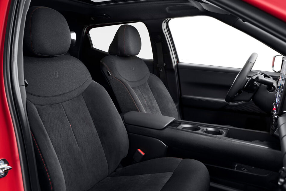 Asientos en IONIQ 3 Memo Lira Asientos en IONIQ 3