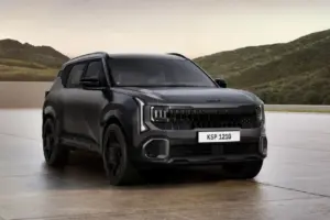 Vista frontal de Kia Seltos con nueva identidad de diseñ
