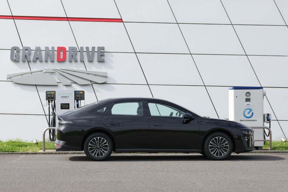 Nissan N6 PHEV Memo Lira Nissan N6 PHEV