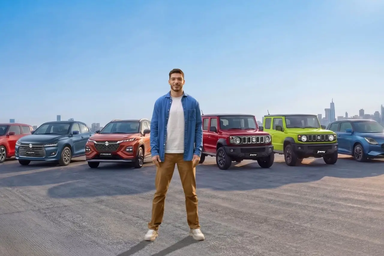 Raúl Jiménez durante campaña de Suzuki “El motor de los mexicanos”