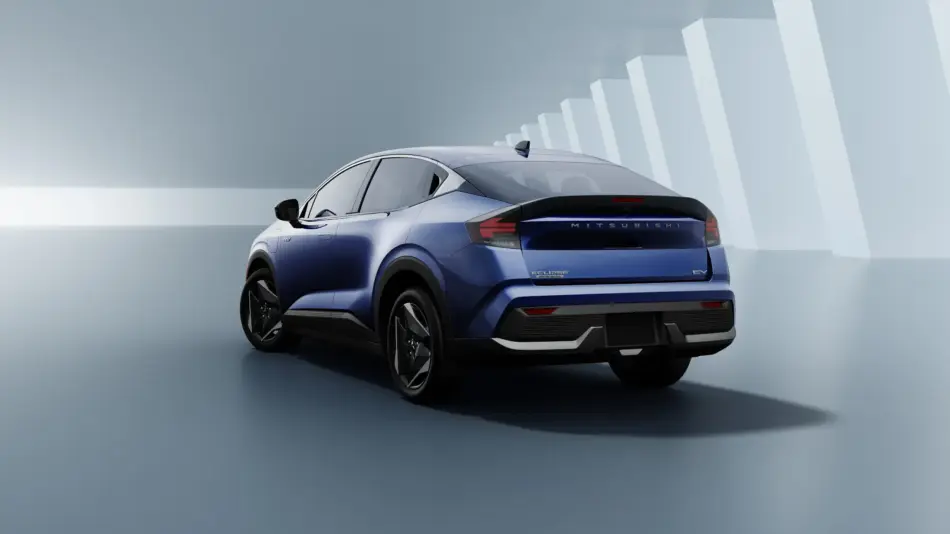 Mitsubishi Eclipse Sportback EV 2027 vista trasera Memo Lira Mitsubishi Eclipse Sportback EV 2027 vista trasera