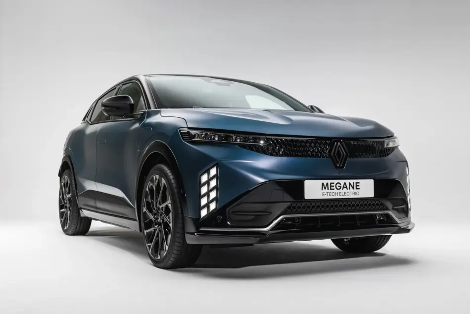 Renault Megane ETech evoluciona en su diseño y tecnología Memo Lira Renault Megane E Tech evoluciona en su diseño y tecnología
