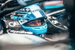 Russell aprovecha el caos en Austria y se queda con una espectacular pole tras el accidente de Verstappen