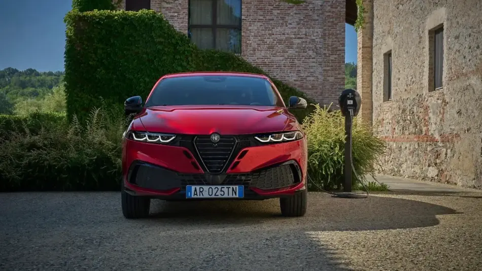 Alfa Romeo Tonale PHEV SUV híbrido enchufable