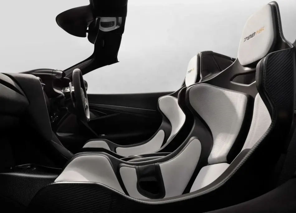 Interior destacando la fibra de carbono en McLaren 788HS Spider Memo Lira Interior destacando la fibra de carbono en McLaren 788HS Spider