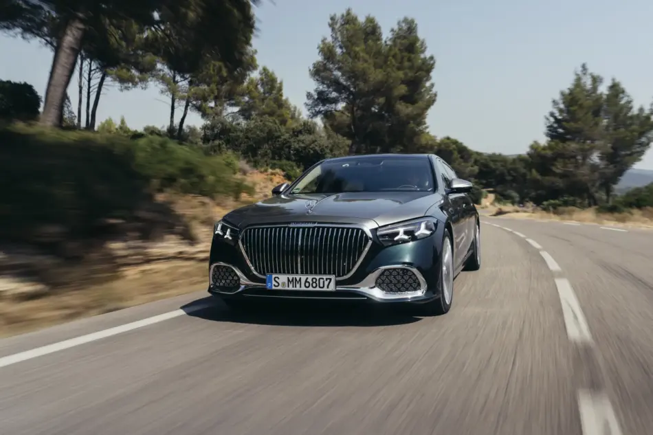 MercedesMaybach Clase S se mantiene como símbolo de tradición e innovación Memo Lira Mercedes Maybach Clase S se mantiene como símbolo de tradición e innovación