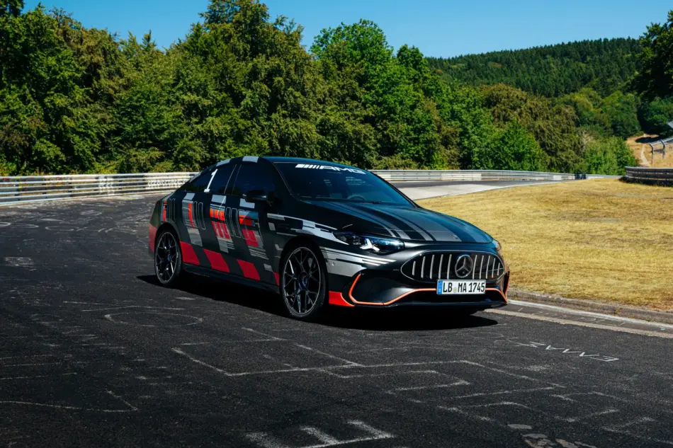Mercedes AMG CLA 45 completamente eléctrico
