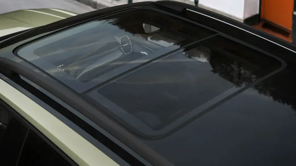 Nuevo Taigun techo panorámico Memo Lira Volkswagen Taigun GT 2026 con techo bitono negro y diseño renovado